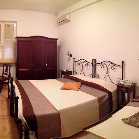 Hotel Il Giglio 2*